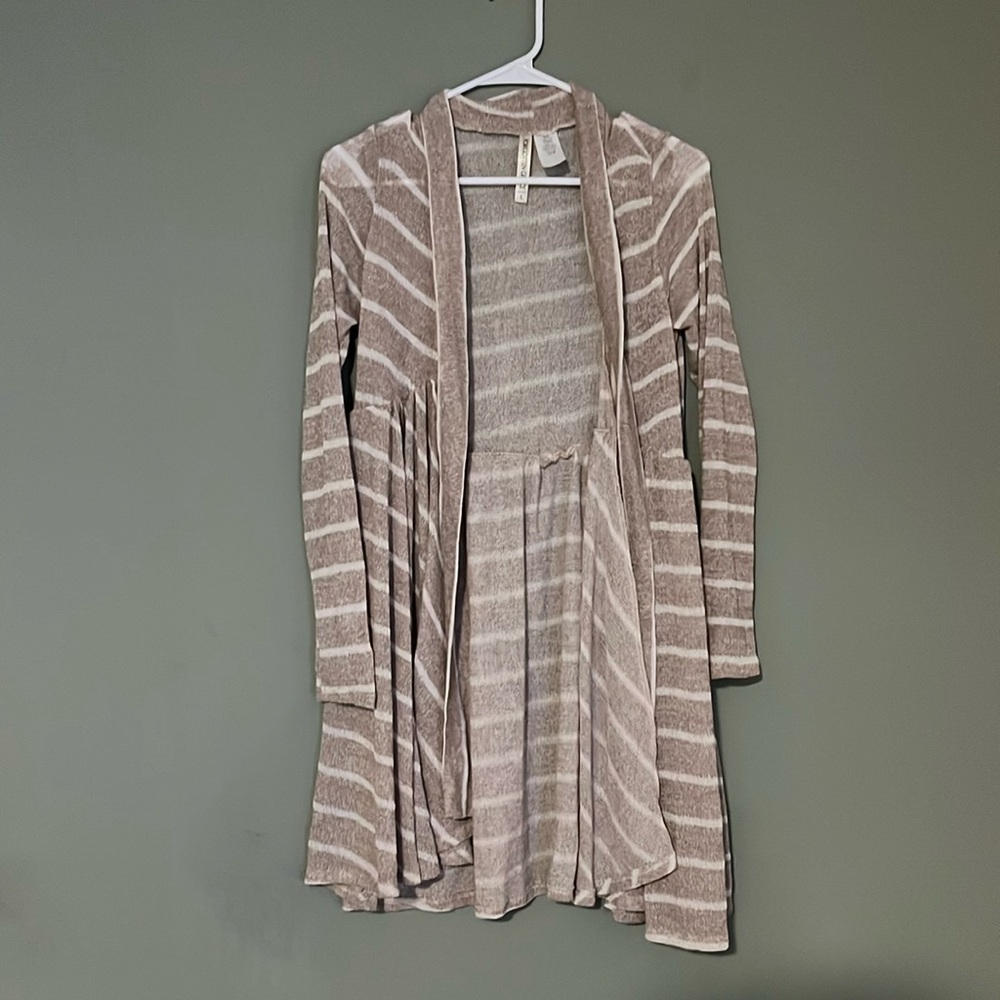 Flowy tan striped cardigan